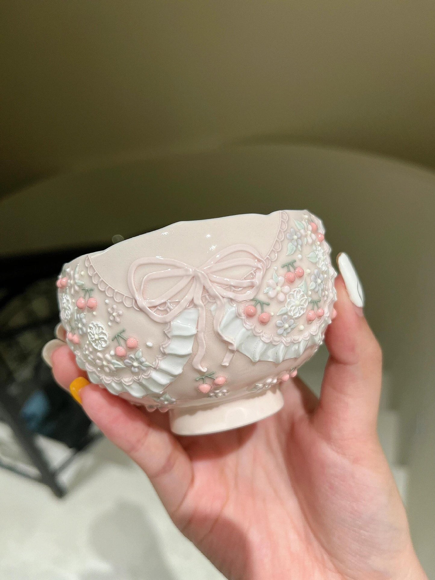 Mini handheld cup
