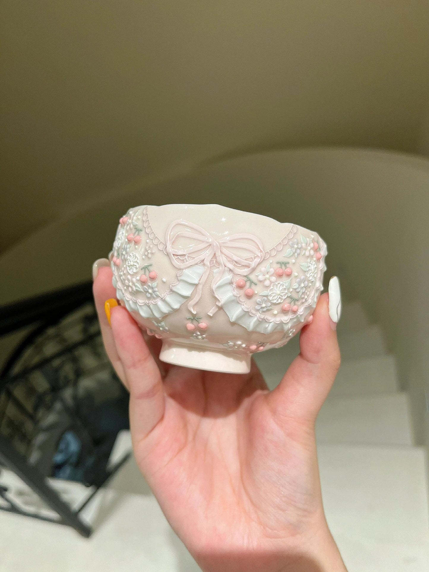 Mini handheld cup