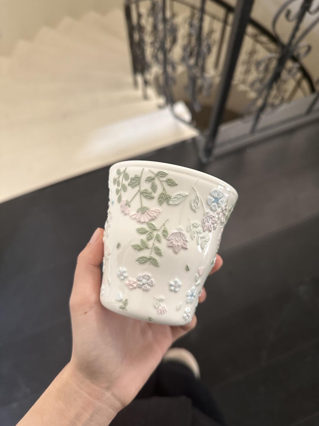 Compact Grace Ceramic Coffee Cup